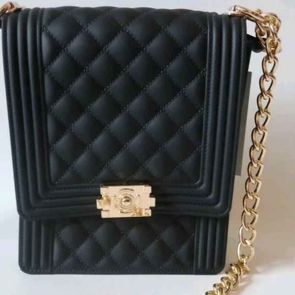 Elegant Black Quilted Chain Bag - Picture 16 of 16